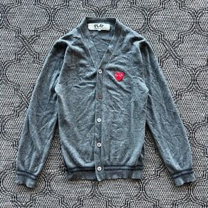 Comme des Garcons Play Swearer Mens‎ Small Grey Red Heart Logo Wool Cardigan